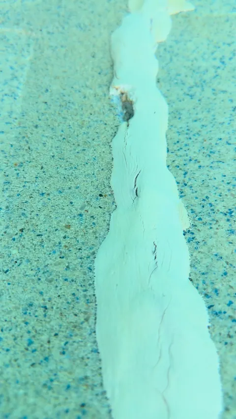 Crack sealed end to end.