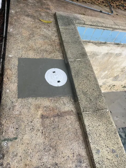 Deck closed, new lid flush with the surface.