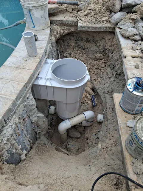 New skimmer set and plumbed.