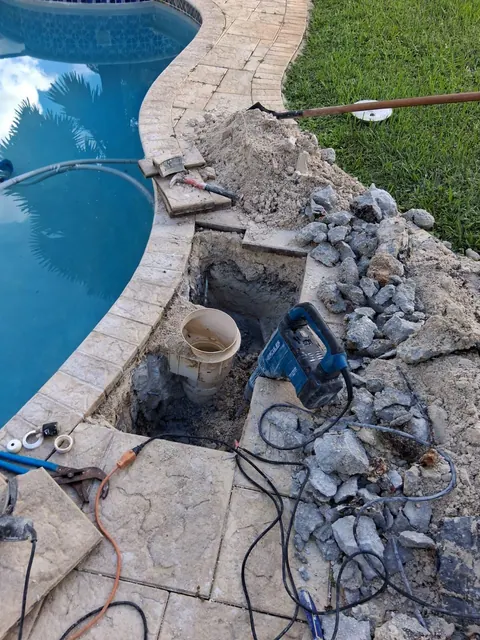 Deck opened around the skimmer.